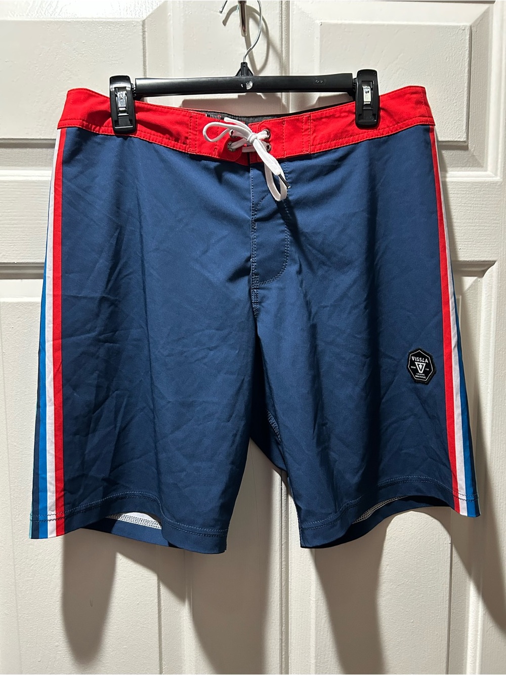 Vissla Men’s Navy & Red American Unlined Swim Boardshorts Size 32
